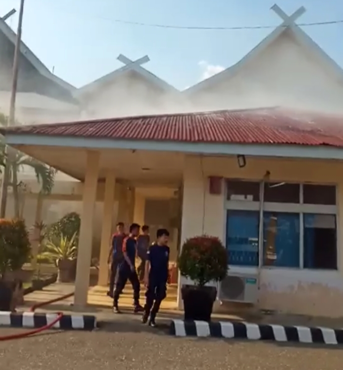 Kebakaran di Kantor Bupati Batanghari