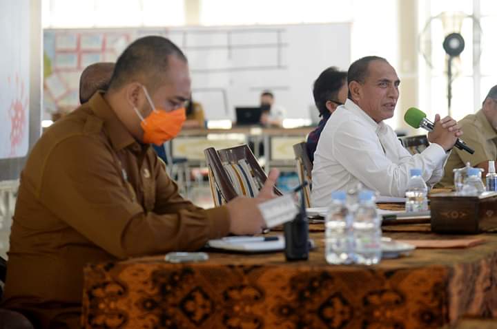 Gubernur Sumut Edy Rahmayadi bersilaturahmi dengan insan pers di Posko (GTPP) Covid-19 Sumut.(ist)