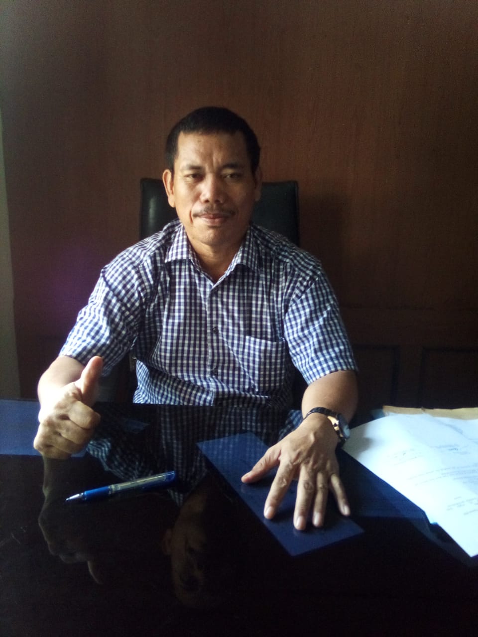 Plt Sekretaris Dinas P & K Muaro Jambi, Jesman Gultom.(foto:Raden Hasan Efendi/Jambipers.com)