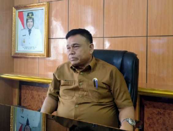 Plt Kadis Pendidikan dan Kebudayaan Muaro Jambi, Suriadin.(foto: Jambipers.com)