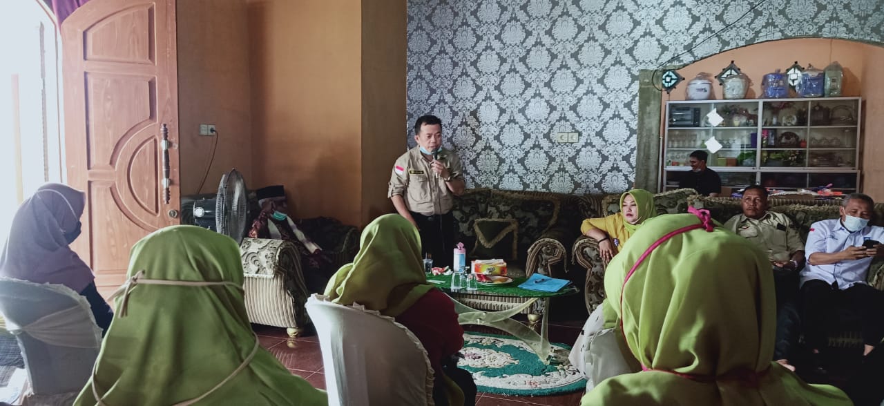 Al Haris silaturahmi dengan tim perempuan pendukung haris - sani Muaro Jambi
