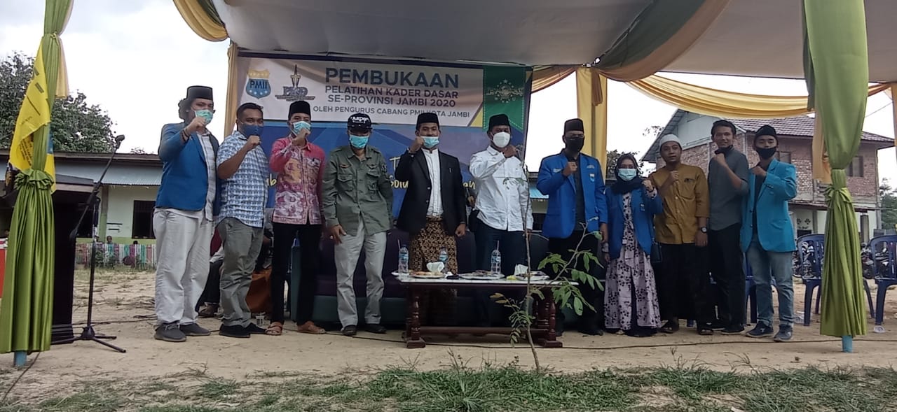 Pj Sekda Muaro Jambi saat pembukaan PKD PMII