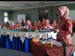Darma Wanita Persatuan UIN STS Jambi saat acara Peringati Maulid Nabi