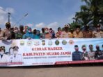 Bupati melaunching gerakan Gebrak Masker
