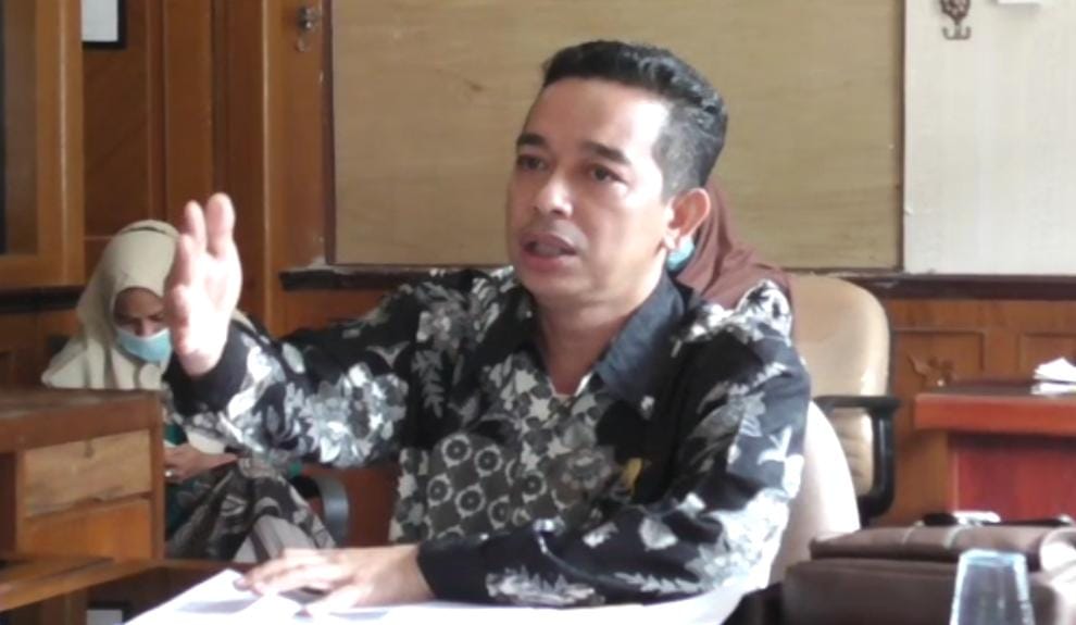 Ketua Komisi III DPRD Muaro Jambi, Usman Halik.(Foto:Raden Hasan Efendi/Jambipers.com)