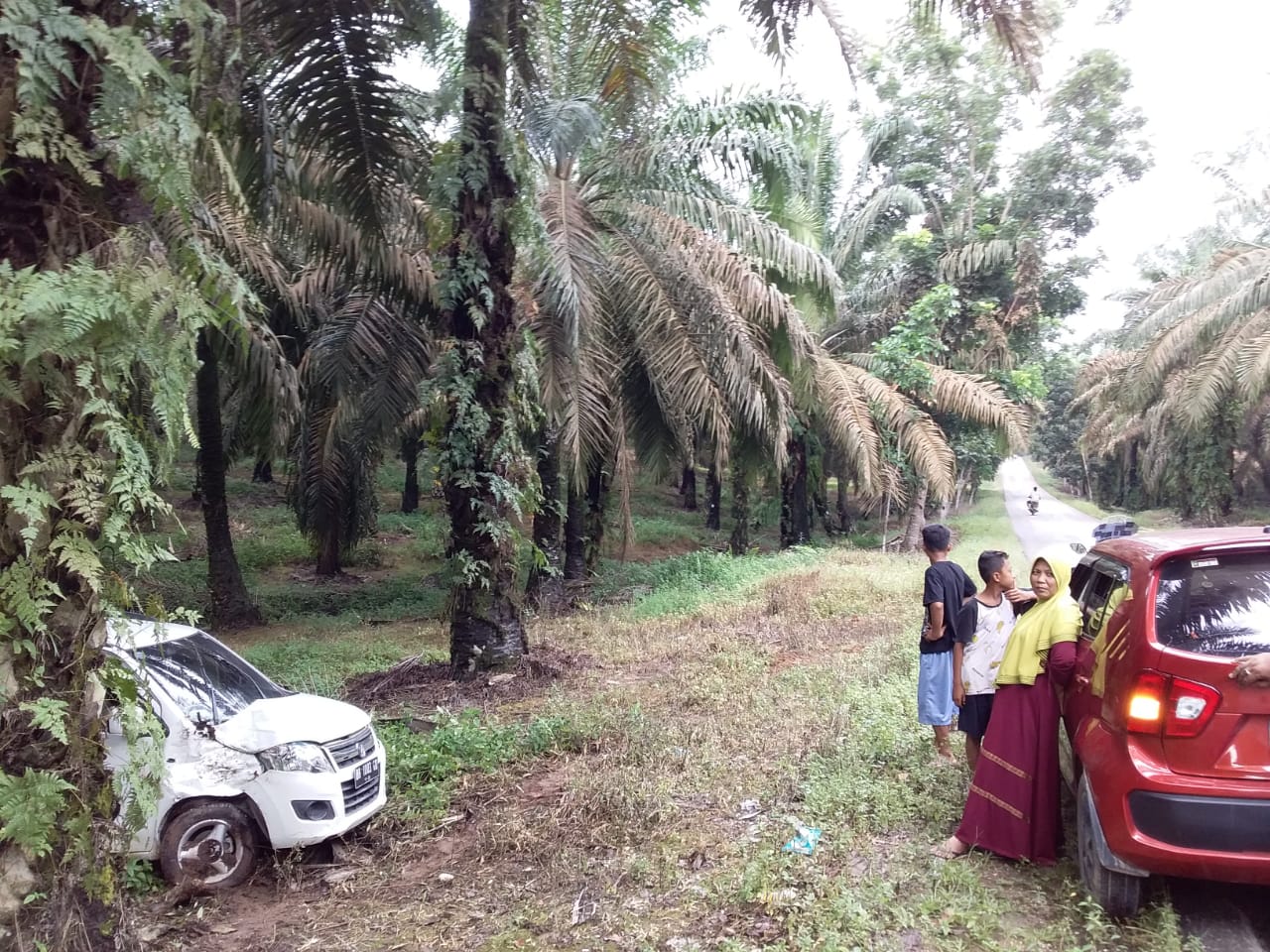 kondisi mobil Kabid Dispora Muaro Jambi, Muhtazi yang kecelakaan di Jalan Ness.