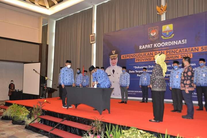 Rakor Dukcapil 2021 di Swiss Bell hotel