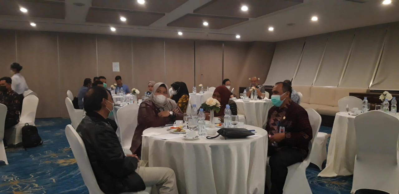 Bupati Masnah silaturahmi dengan BPCB dan pihak swasta.