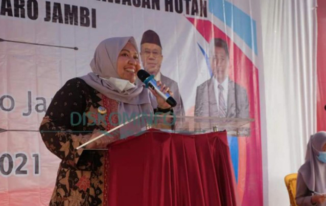 Bupati Masnah sampaikan sambutan.