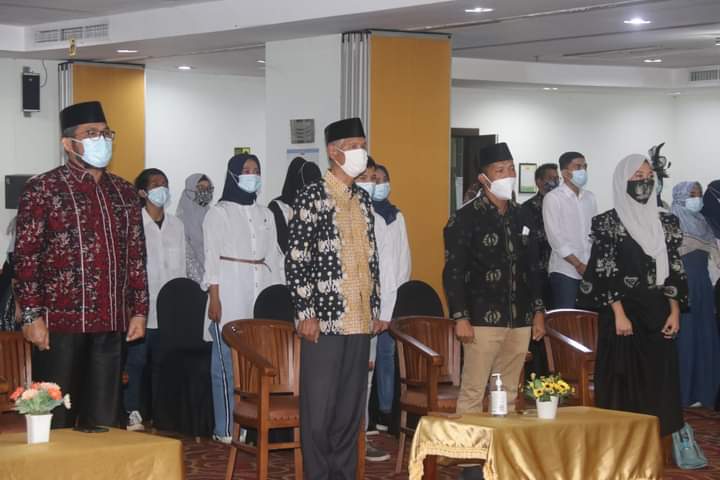 Sekretaris Daerah (Sekda) Provinsi Jambi, H.Sudirman saat membuka acara seleksi calon peserta pertukaran pemuda antar negara.