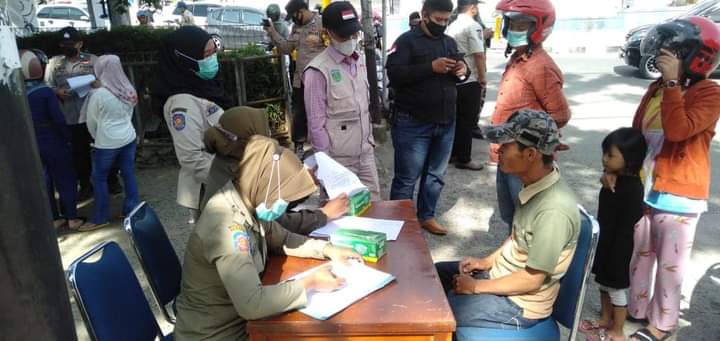 Suasana Operasi Yustisi yang berlangsung di Jalan Muradi Kota Sungai Penuh.