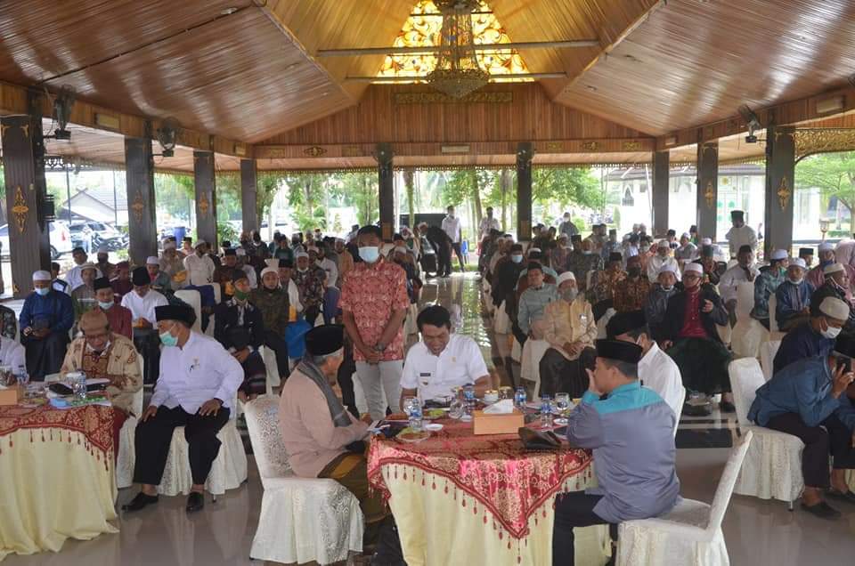 dai Bupati Batanghari saat berkumpul dengan para Da'i.