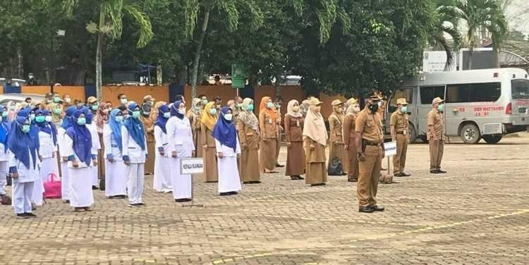 Suasana apel peningkatan disiplin Aparatur Sipil Negara (ASN) di Rumah Sakit Umum Daerah Raden Mattaher.