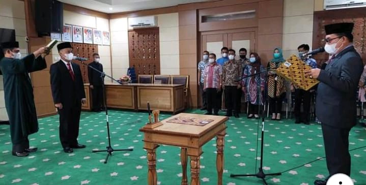 Pelantikan dan Pengambilan Sumpah Pj Sekda Kota Sungai Penuh, Alpian.