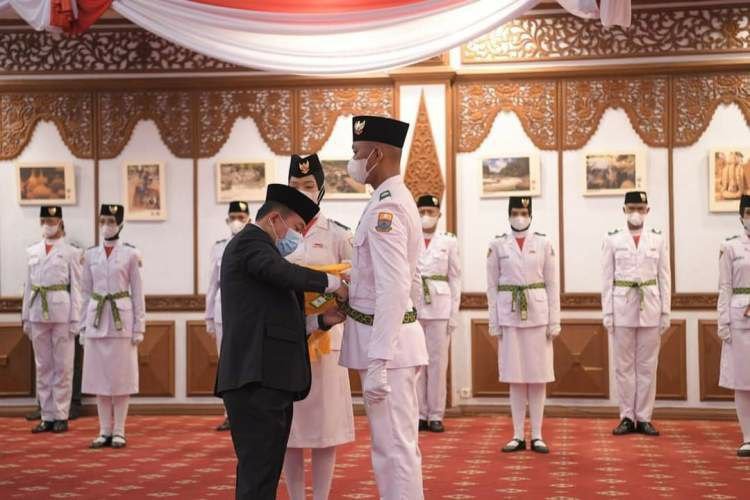 Pengukuhan anggota Paskibraka Provinsi Jambi tahun 2021.