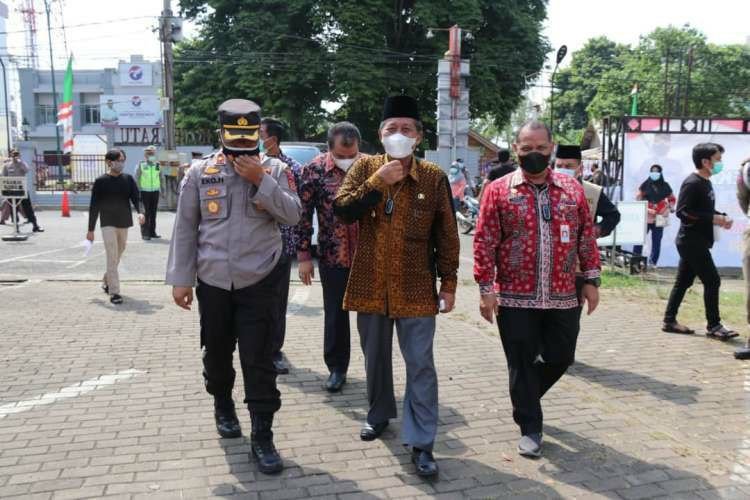 Wakil Gubernur (Wagub) Jambi Drs. H. Abdullah Sani