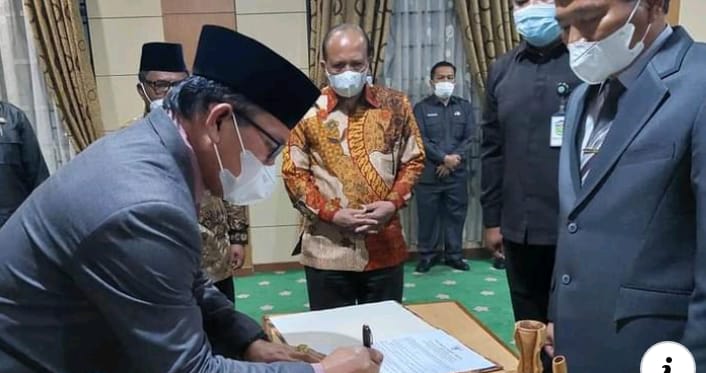 Wako Ahmadi melantik 4 pejabat eselon II.