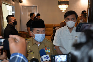 Pemerintah Provinsi Jambi berkomitmen untuk mewujudkan pemerintahan yang berkualitas dan bebas dari korupsi.