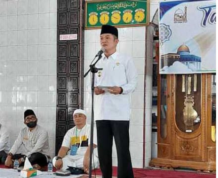 Peringatan Isra Mi'raj di Masjid Baituurahman.