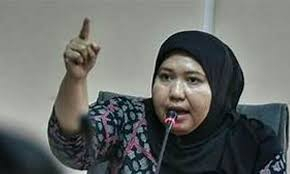 Bupati Muaro Jambi Hj. Masnah Busro