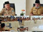 Bupati Kerinci Adirozal pimpin rapat.