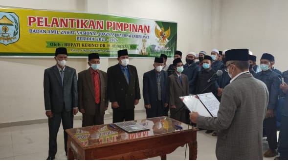 WhatsApp Image 2022-04-08 at 23.09.32 Pelantikan pimpinan Baznas Kabupaten Kerinci Periode 2022-2026.
