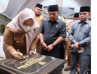 Ketua DPRD Muaro Jambi Yuli Setia Bakti