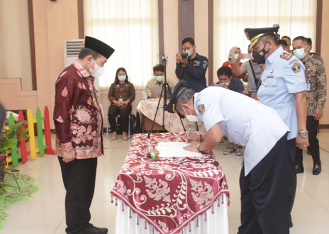 Gubernur Jambi Al Haris