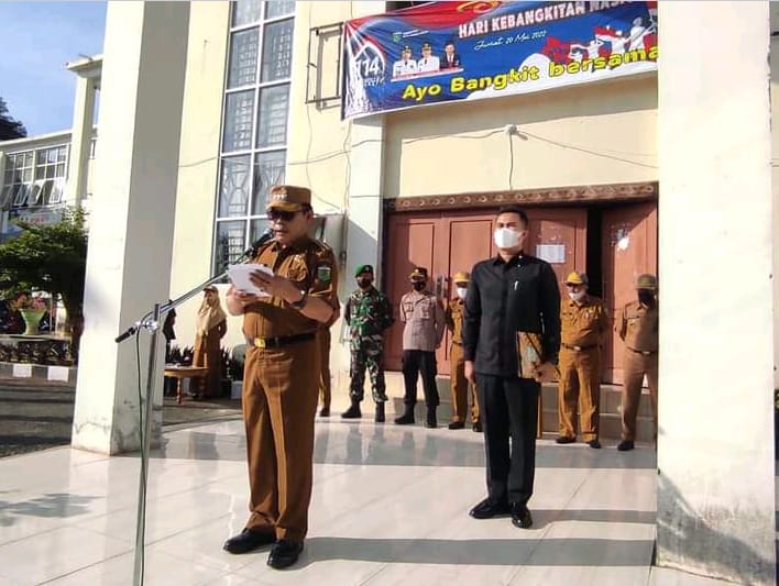 Wali Kota Sungai Penuh Ahmadi Zubir
