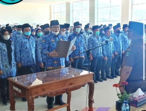 Asisten Administrasi Umum Setda Kerinci Darifus,