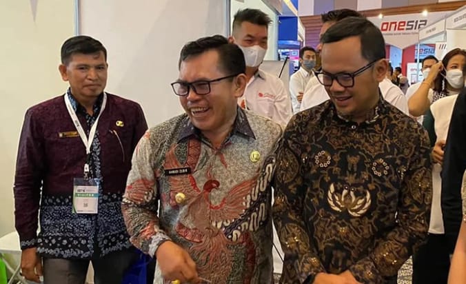 Wali Kota Sungai Penuh, Ahmadi Zubir