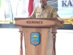 Bupati Kerinci H.Adirozal