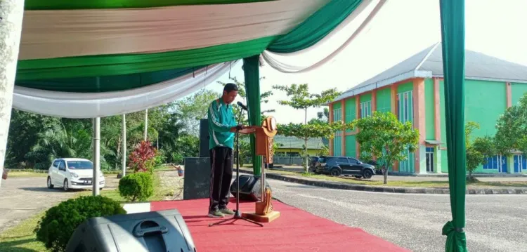 Sekretaris Daerah (Sekda) Kabupaten Batanghari H Muhammad Azan SH