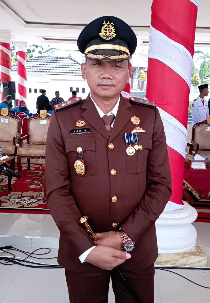 Kajari Muaro Jambi, Kamin