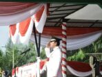 Bupati Batanghari, Muhammad Fadhil Arief tampil sebagai inspektur pada upacara HUT Kemerdekaan RI ke-77.