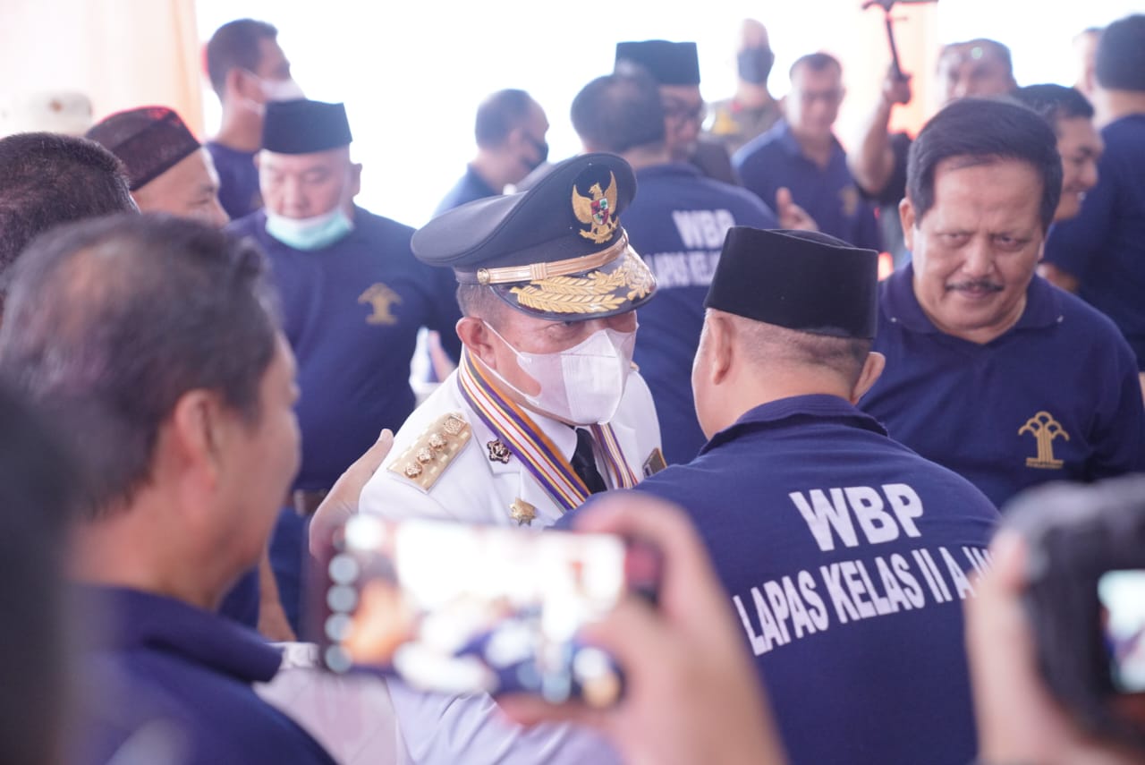 Gubernur Jambi Dr.H.Al Haris