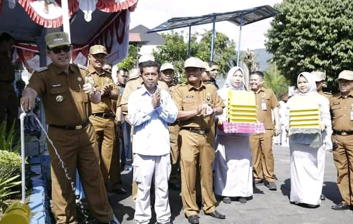 Wali Kota Sungai Penuh, Ahmadi Zubir