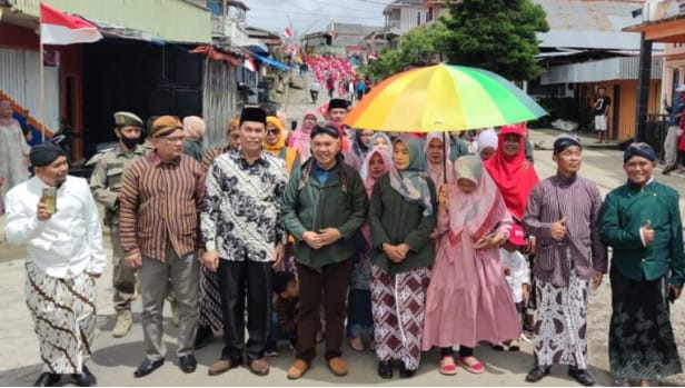 Bupati Kerinci Adirozal