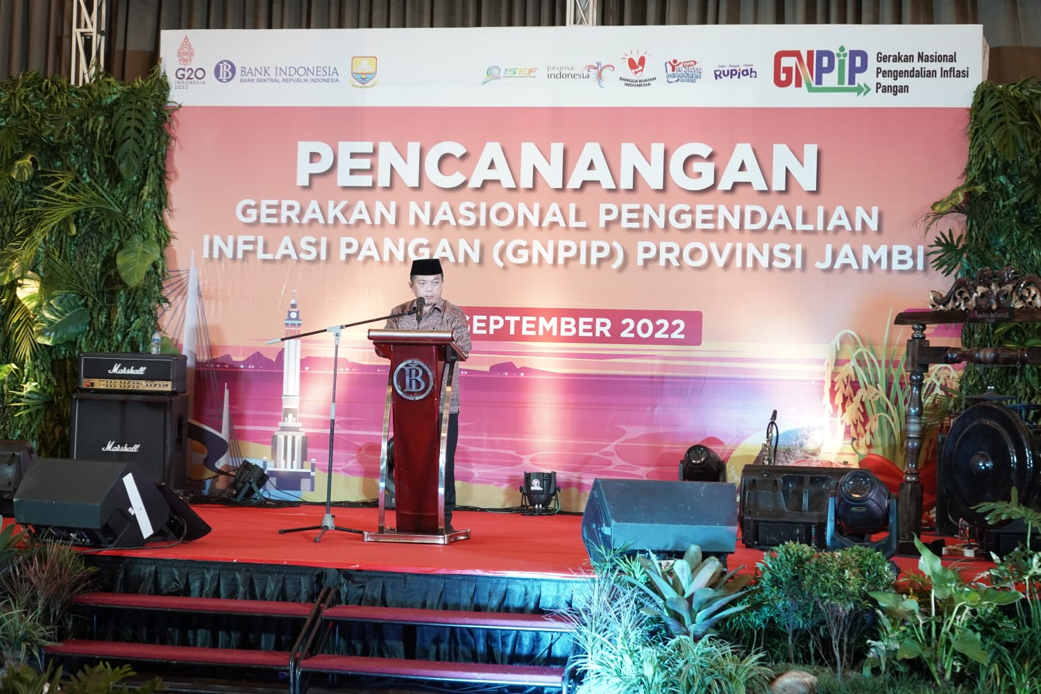 Gubernur Jambi Dr. H. Al Haris, S.Sos, MH