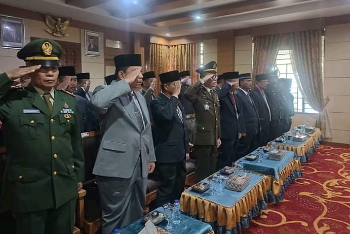 Suasana upacara peringatan hari kesaktian pancasila di Pemkot Sungai Penuh.
