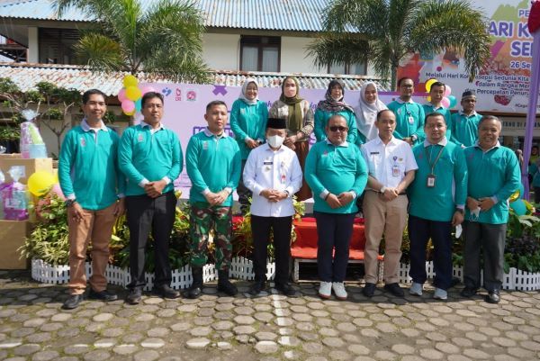 Gubernur Jambi Al Haris