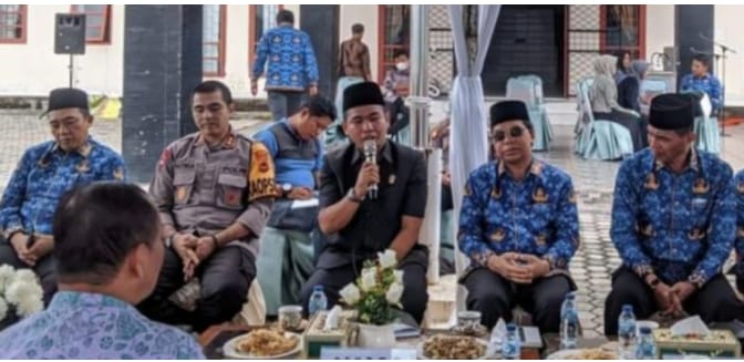 Ketua Dewan Perwakilan Rakyat Daerah (DPRD) Kota Sungai Penuh, H. Fajran