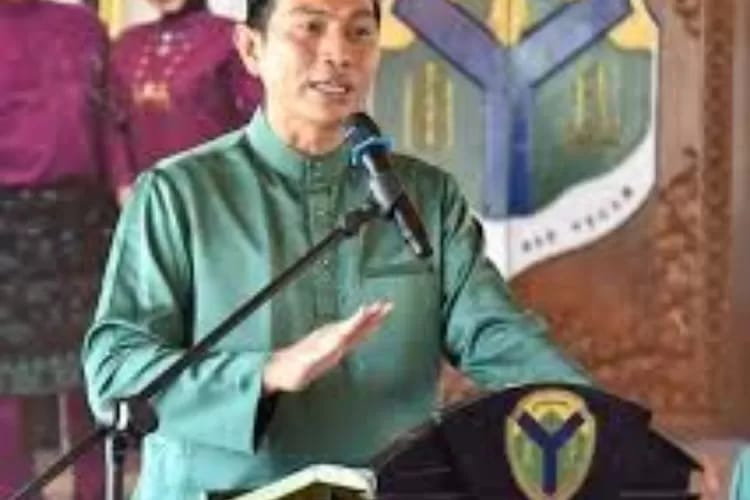 Bupati Batanghari M Fadhil Arief.