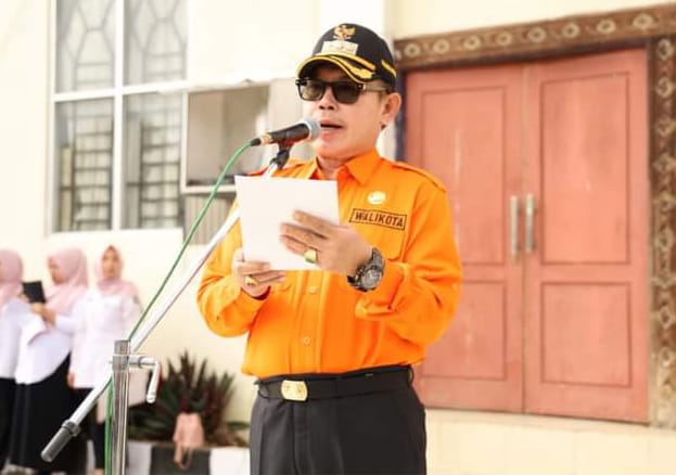 Wali Kota Sungai Penuh, Ahmadi Zubir