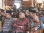 Sekda Muaro Jambi saat menghadiri Rakor Pencegahan dan Pemberantasan Korupsi di Provinsi Jambi.
