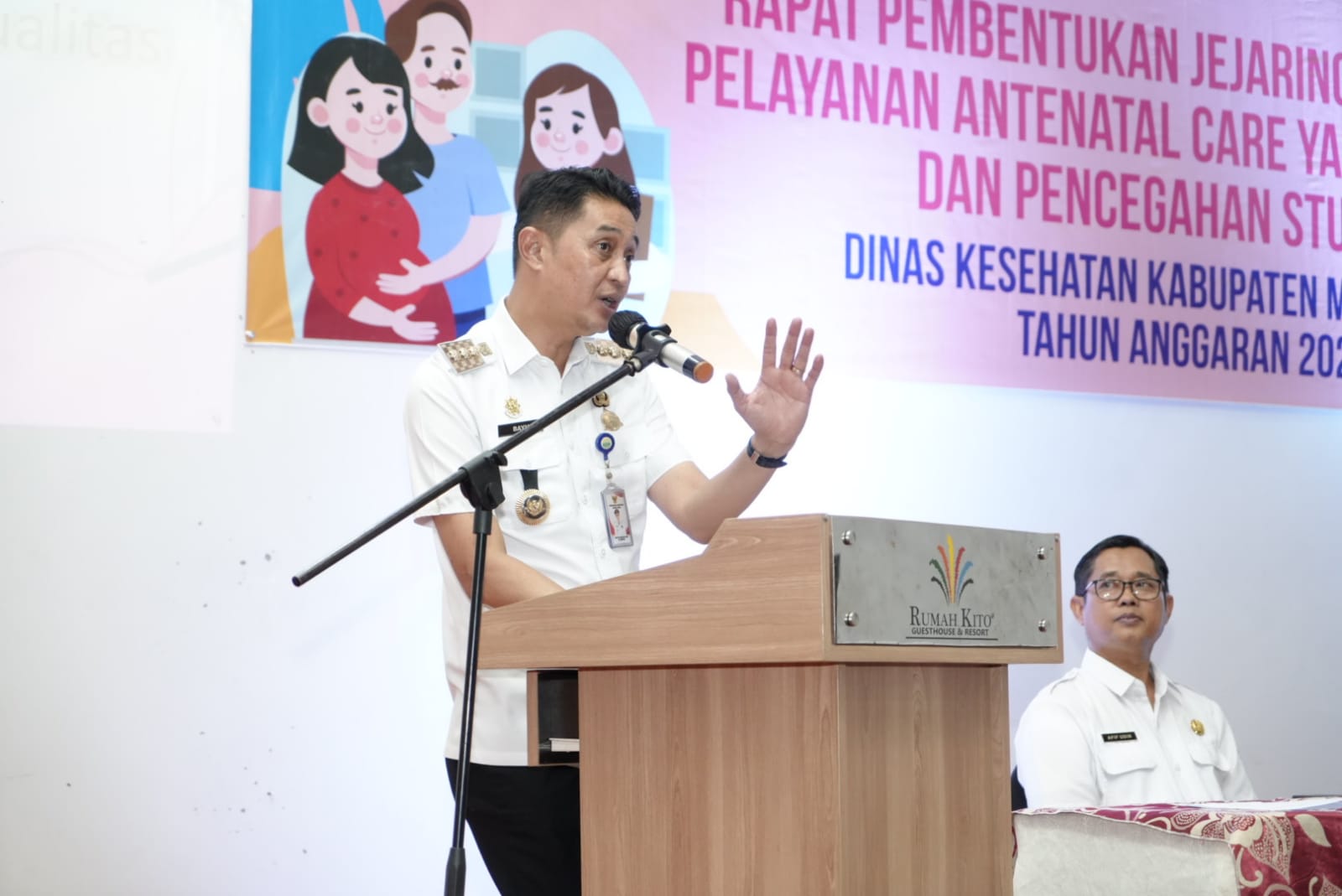 Penjabat Bupati Muaro Jambi Bachyuni Deliansyah