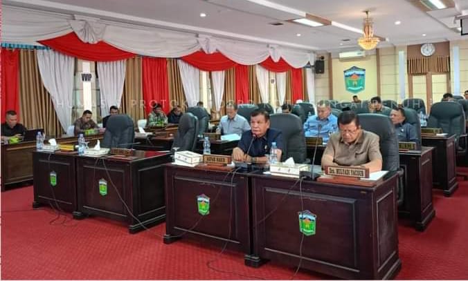 rapat gabungan penyampaian laporan hasil pembahasan terhadap Ranperda tentang Pertanggungjawaban Hasil Pelaksanaan APBD Tahun Anggaran 2022