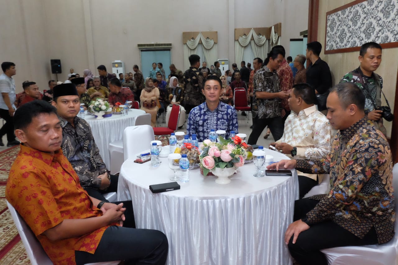 Ketua DPRD Kabupaten Muaro Jambi Yuli Setia Bakti