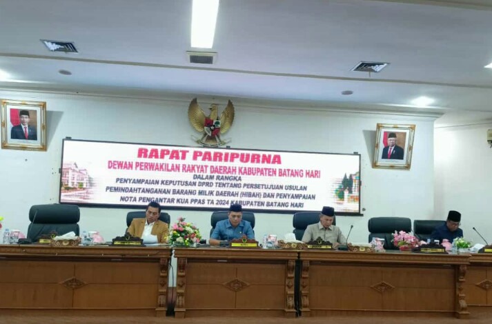 Bupati Batanghari M Fadhil Arief