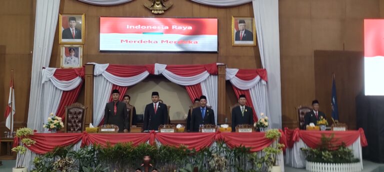 rapat paripurna mendengarkan pidato kenegaraan Presiden RI Ir Joko Widodo
